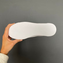 Load image into Gallery viewer, Carmela Leather Women’s Trainers White/Silver