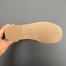 Load image into Gallery viewer, Carmela Buckle Gladiator Sandals Tan