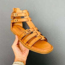 Load image into Gallery viewer, Carmela Buckle Gladiator Sandals Tan