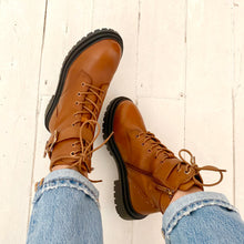 Load image into Gallery viewer, Carmela Women's Chunky Leather Boot Tan