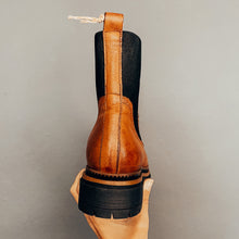 Load image into Gallery viewer, Mjus Women's Chunky Chelsea Boot Tan
