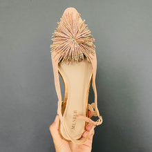 Load image into Gallery viewer, Menbur Pompom Flat Sandals Nude