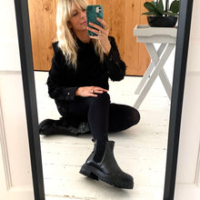 Load image into Gallery viewer, Carmela Chunky Women's Leather Chelsea Boot Black
