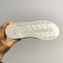 Load image into Gallery viewer, Xti Vegan Zip Women's Trainers White.