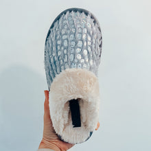 Load image into Gallery viewer, Ladies Faux Sheepskin Sparkle Slippers Grey