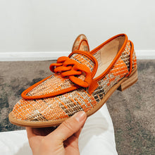 Load image into Gallery viewer, Vanessa Wu Summer Sunset Chunky Chain Loafers