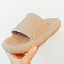 Load image into Gallery viewer, XTi Vegan Super Spongy Sliders Taupe