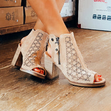 Load image into Gallery viewer, XTi Vegan Boho Cut-Out Sandal Light Tan