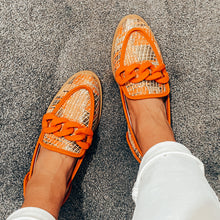 Load image into Gallery viewer, Vanessa Wu Summer Sunset Chunky Chain Loafers