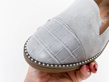 Load image into Gallery viewer, LADIES CROC TOE SLIP ON SHOES GREY