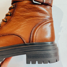 Load image into Gallery viewer, Carmela Women's Chunky Leather Boot Tan