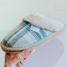 Load image into Gallery viewer, Ladies Faux Sheepskin Check Slippers Beige