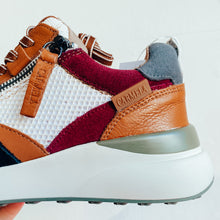 Load image into Gallery viewer, Carmela Zip Leather Women's Trainers Tan / Green