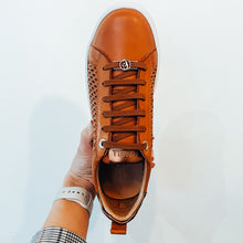 Load image into Gallery viewer, Carmela Leather Women’s Trainers Rich Tan