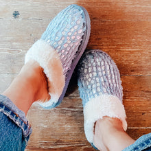 Load image into Gallery viewer, Ladies Faux Sheepskin Sparkle Slippers Grey
