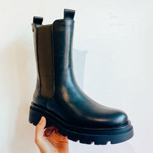 Load image into Gallery viewer, XTI Vegan Chunky Womens Chelsea Boot Black