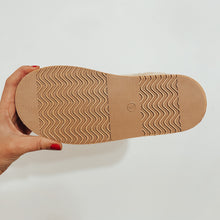 Load image into Gallery viewer, Ladies Faux Sheepskin Shimmer Slippers Champagne