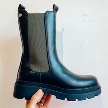 Load image into Gallery viewer, XTI Vegan Chunky Womens Chelsea Boot Black