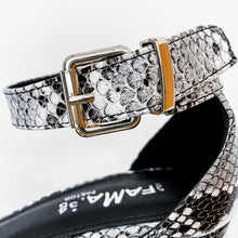 Load image into Gallery viewer, LADIES CLEAR SNAKE SANDALS BLACK