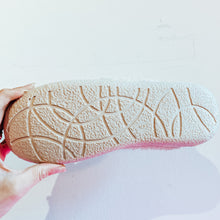 Load image into Gallery viewer, Ladies Faux Sheepskin Full Slippers Animal Print