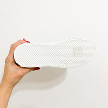 Load image into Gallery viewer, Vanessa Wu Ladies High-Top Trainers White / Silver