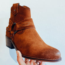 Load image into Gallery viewer, Carmela Women's Suede Leather Western Boot Tan