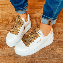 Load image into Gallery viewer, Mjus Soft Leather Chunky Womens Trainers White