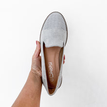 Load image into Gallery viewer, LADIES CROC TOE SLIP ON SHOES GREY