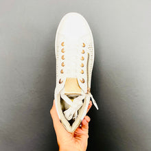 Load image into Gallery viewer, Xti Vegan Zip Women&#39;s Trainers White.
