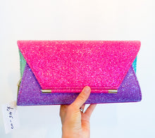 Load image into Gallery viewer, Menbur Fab Sparkle Clutch Bag