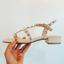 Load image into Gallery viewer, Menbur Studded Flat Sandals Cream