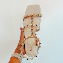 Load image into Gallery viewer, Menbur Studded Flat Sandals Cream
