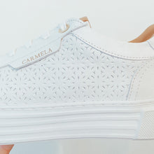 Load image into Gallery viewer, Carmela Leather Women’s Trainers White