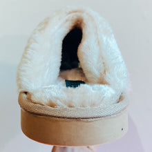Load image into Gallery viewer, Ladies Faux Sheepskin Check Slippers Beige